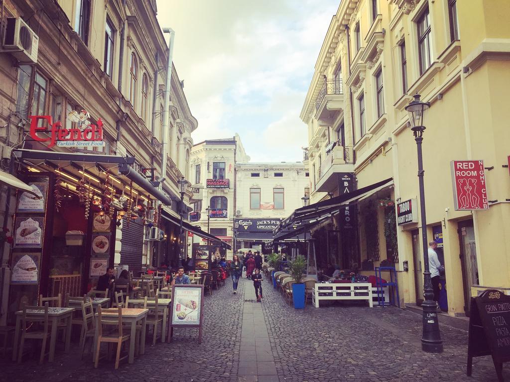 Bohemian Old Town Boutique Apartment بوخارست المظهر الخارجي الصورة