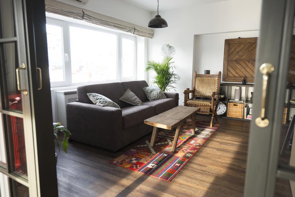 Bohemian Old Town Boutique Apartment بوخارست المظهر الخارجي الصورة